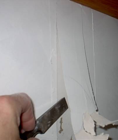 How do you fix peeling drywall tape?